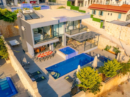  gece  -  Kasım
  | Kalkan Kızıltaş'ta Deniz Manzaralı, Jakuzili Lüks 10 Kişilik Villa
